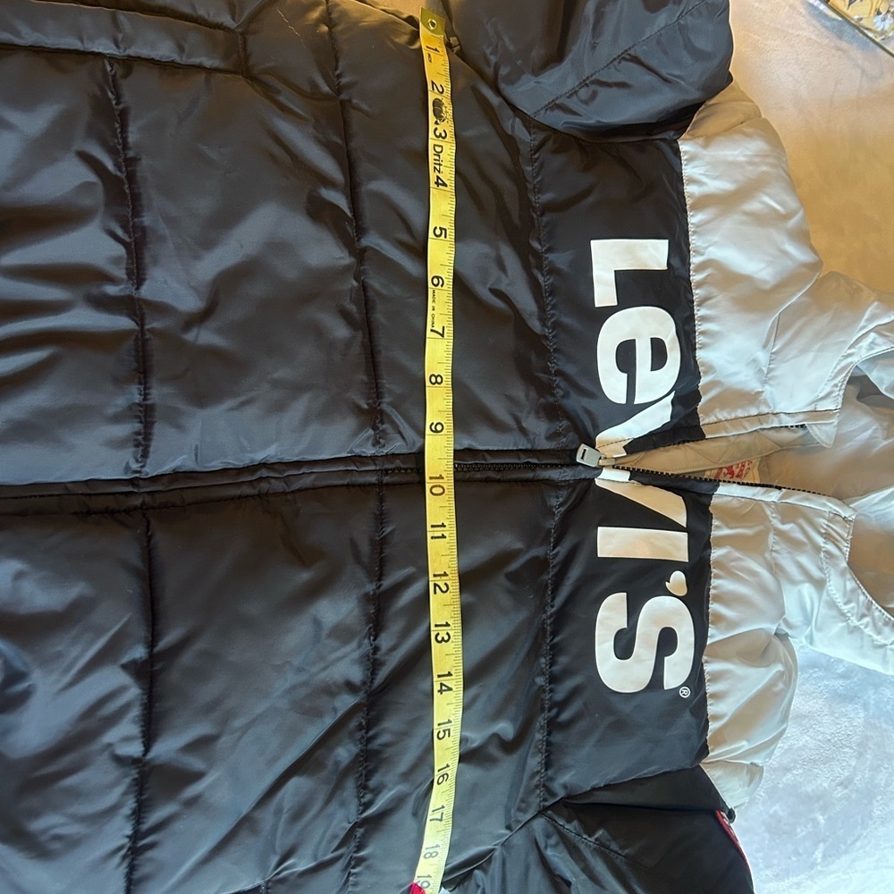 Levi's Black and White Kids Puffer Jacket - Picture 4 of 7